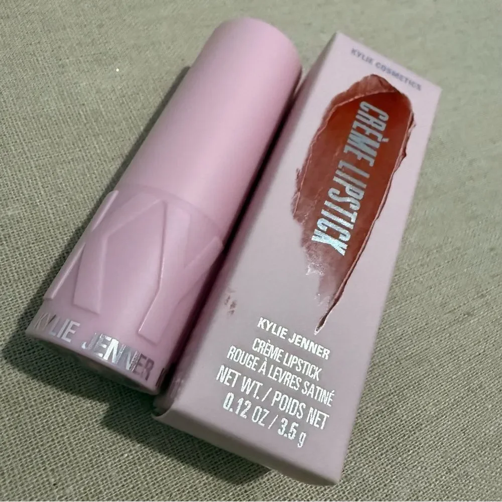 KYLIE JENNER CRÈME LIPSTICK “IF LOOKS COULD KILL” #613